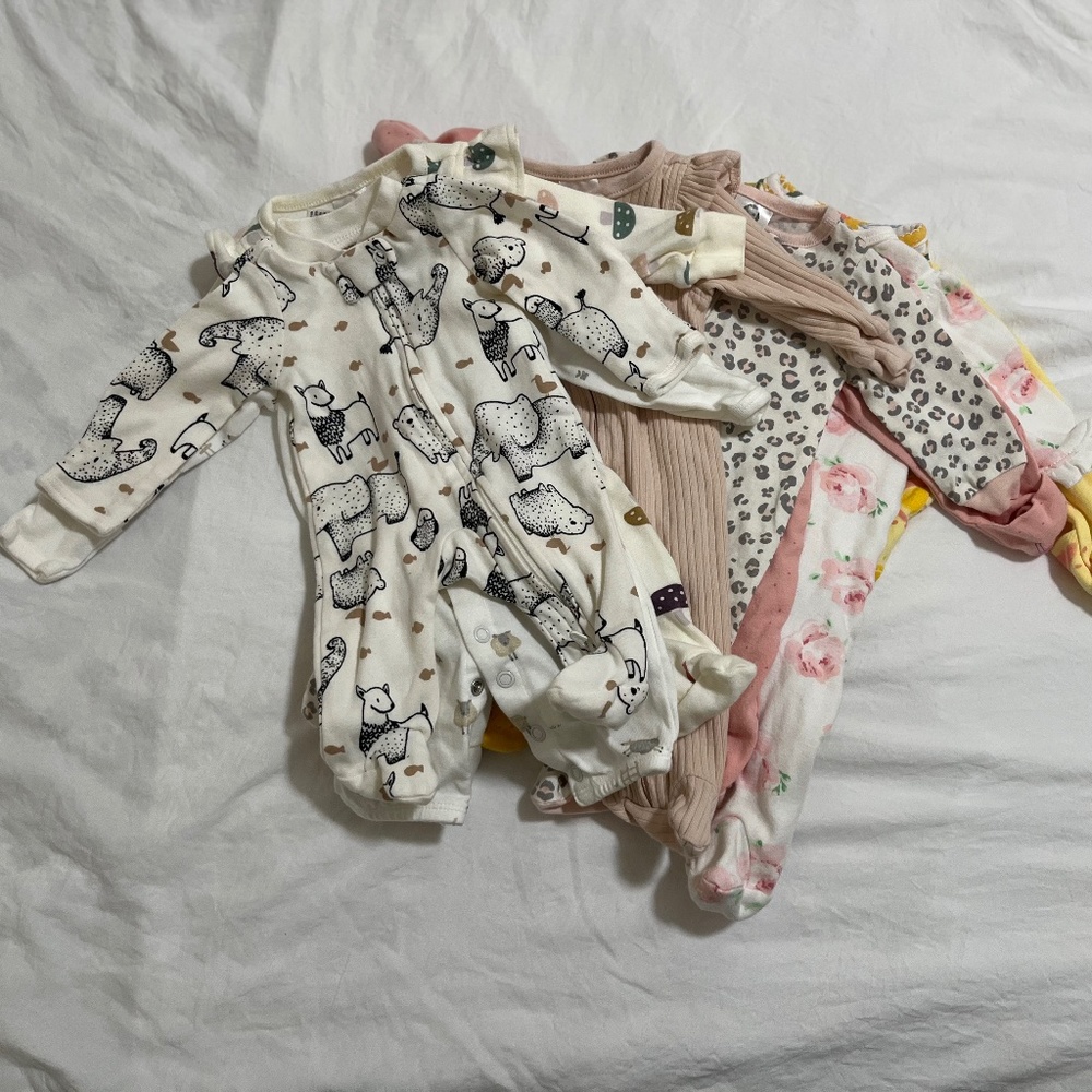 COPY - NewBorn Bodysuits